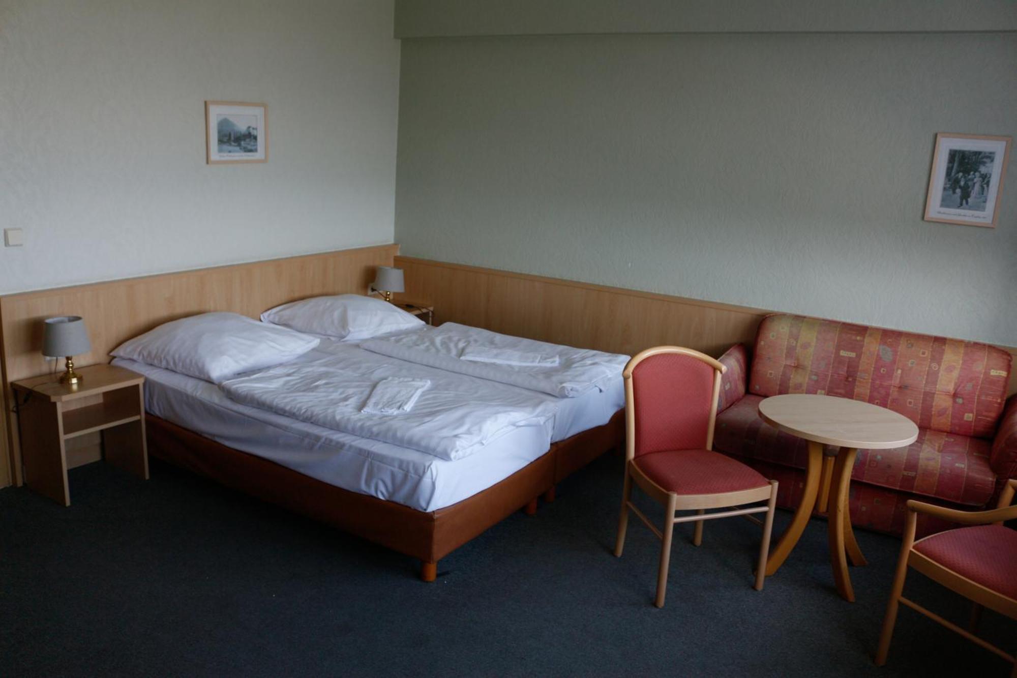 Hotel Lugsteinhof Altenberg Bagian luar foto